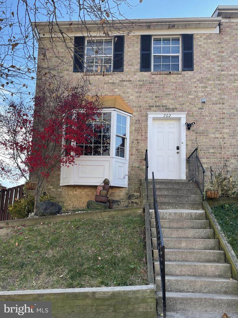 202 Garth Terrace - Photo 1