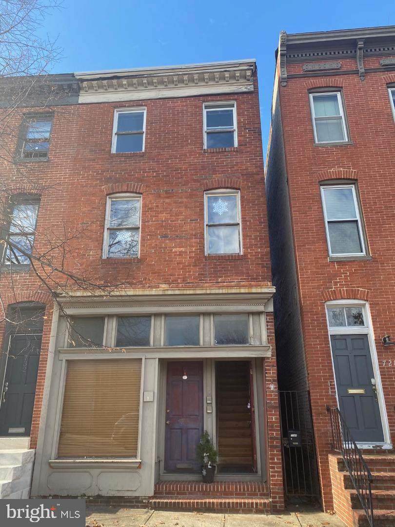 730 Light Street - Photo 1