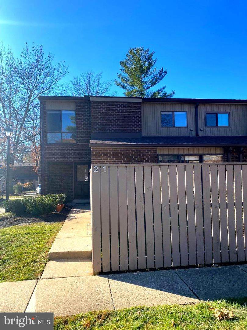 21 Farmhouse Court - Photo 1