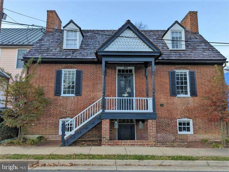 209 Fauquier Street - Photo 1