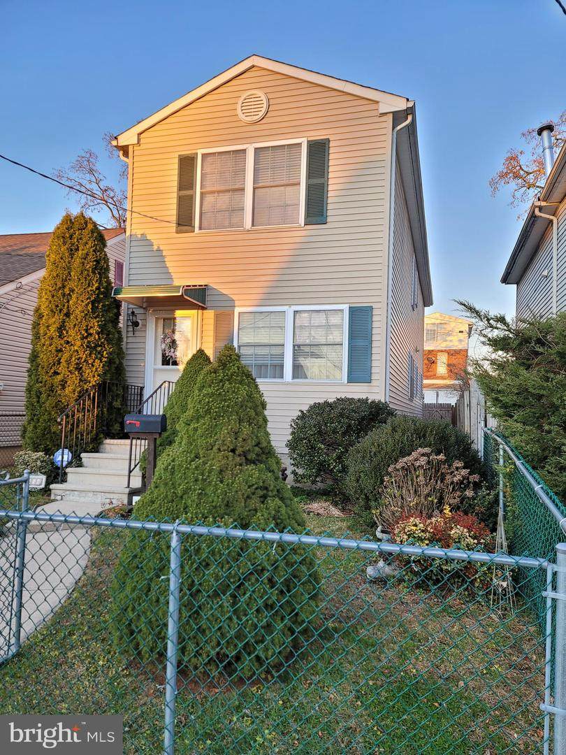 354 Mcclellan Avenue - Photo 1