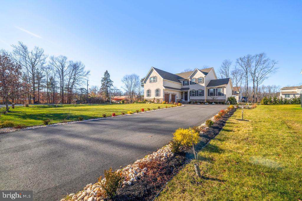 38 Greenview Road - Photo 1