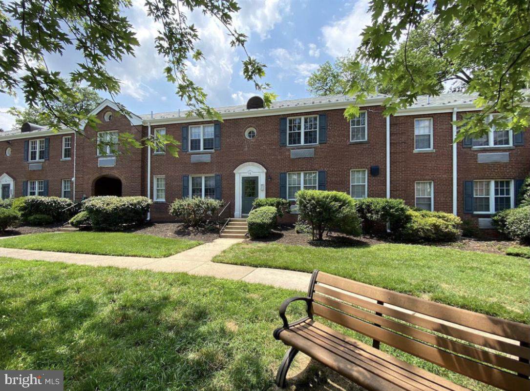 16 Auburn Court - Photo 1
