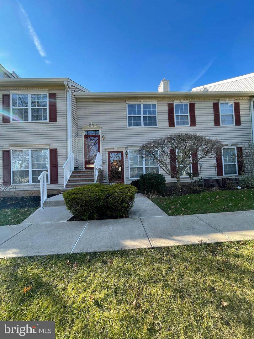 247 Columbus Drive - Photo 1