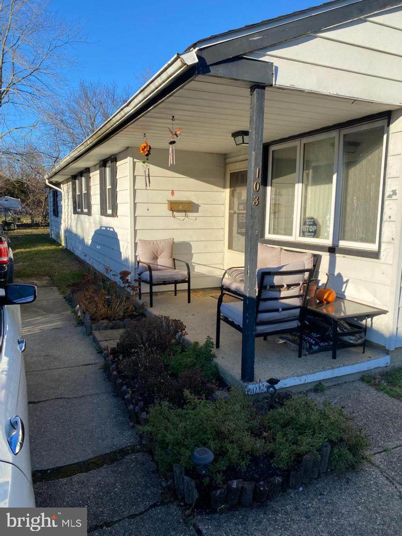 103 Costill Avenue - Photo 1