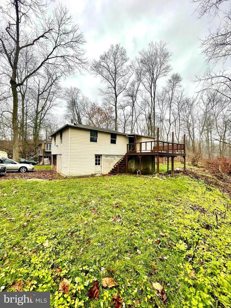 79 Breezy Park Drive - Photo 1