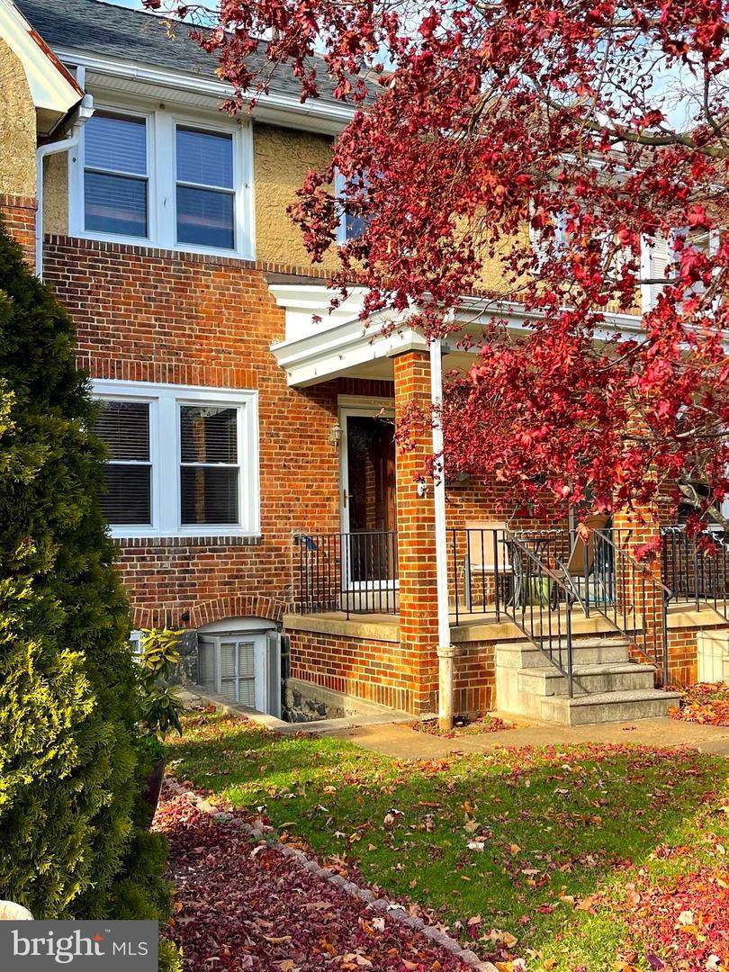 219 Union Street - Photo 1