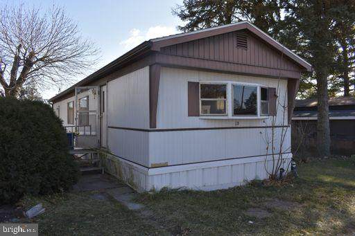 3230 Oakland Road - Photo 1