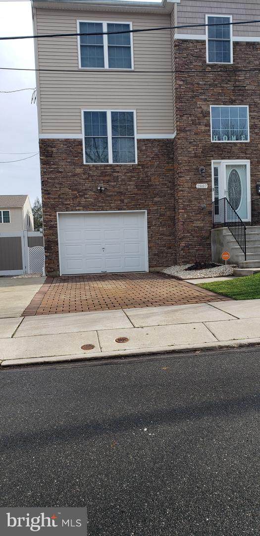 2887 Walnut Hill St - Photo 1