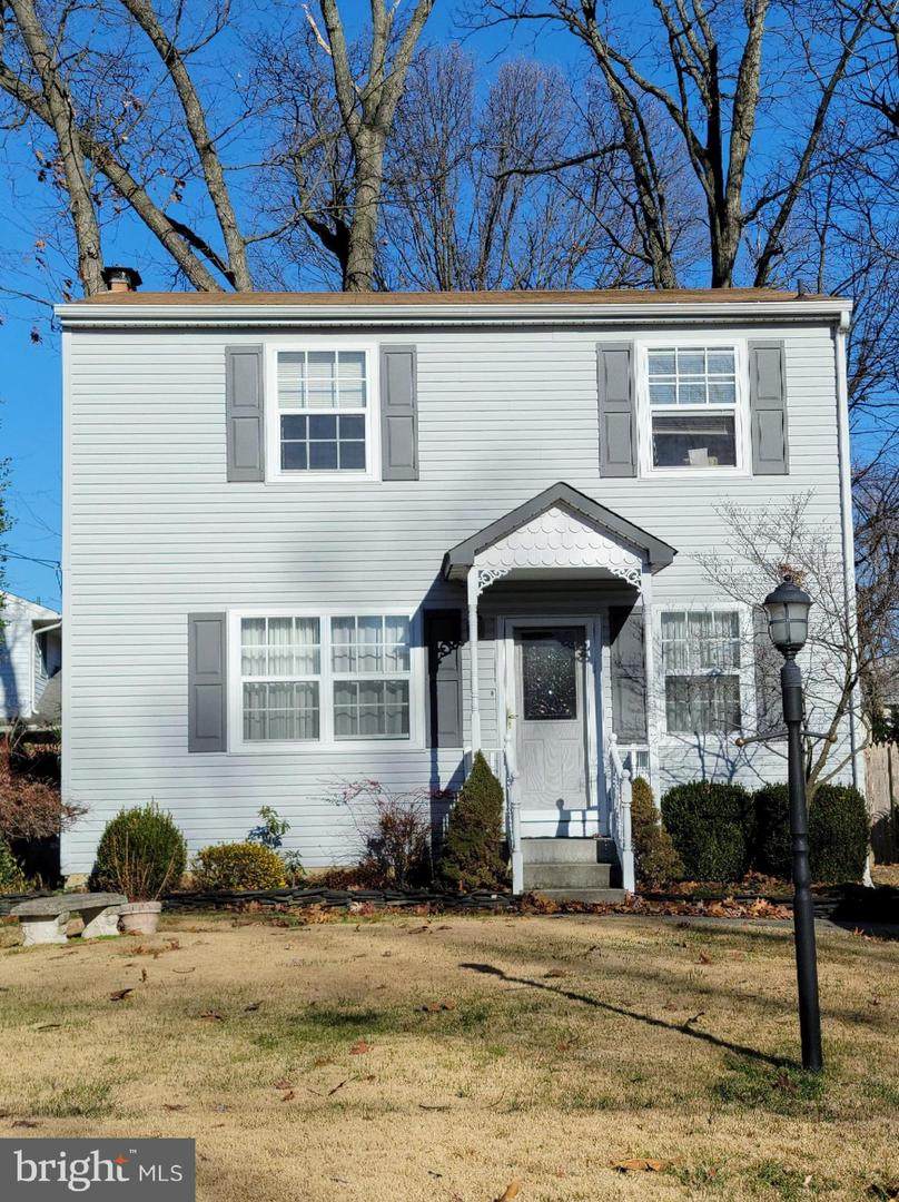 621 Harvard Avenue - Photo 1