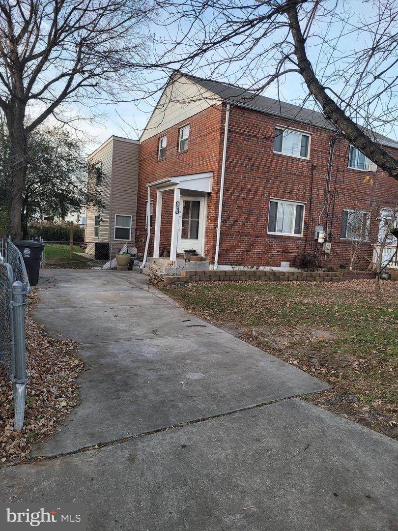 1906 Oliver Street - Photo 1