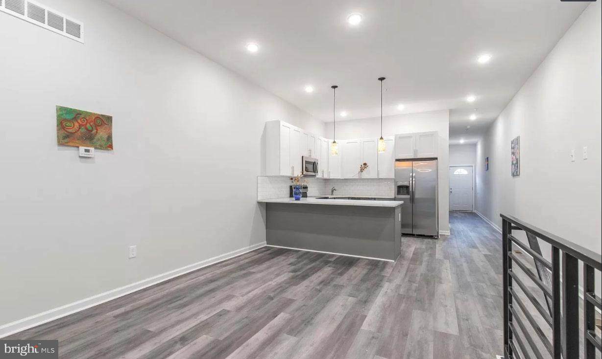1948 19TH Street - Photo 1