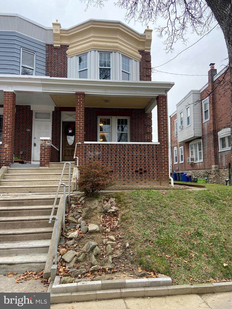 308 Gilham Street - Photo 1