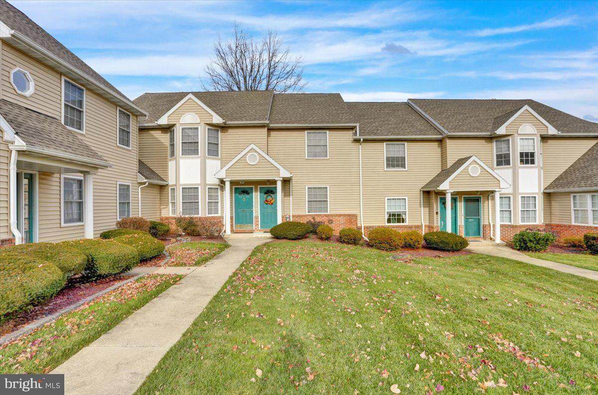 144 Heather Lane - Photo 1