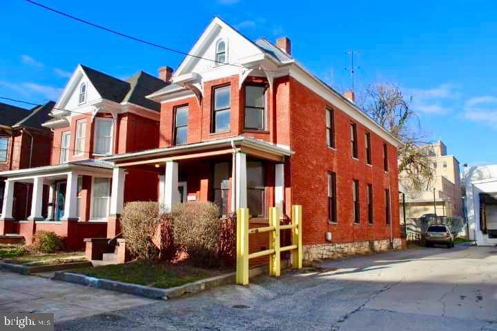 212 John Street - Photo 1