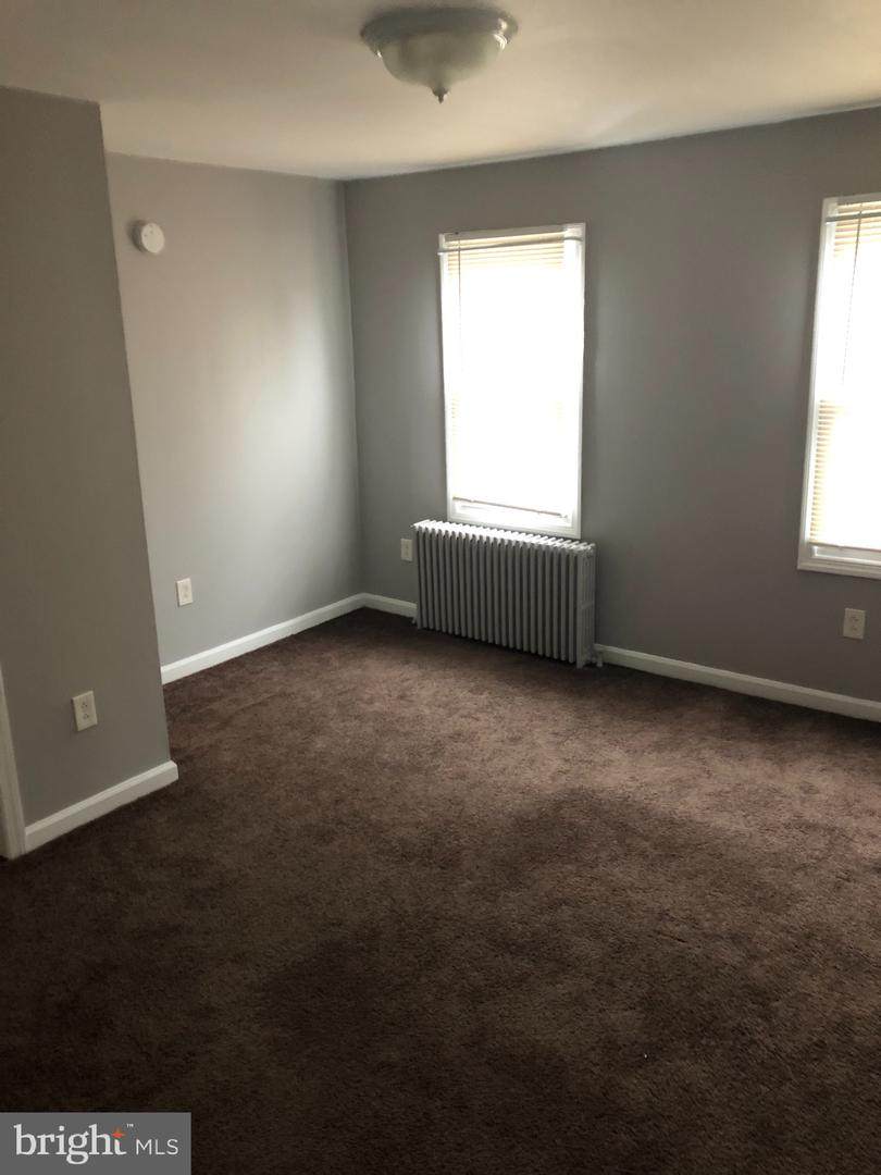 218-220 Broadway - Photo 1