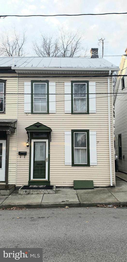 126 Penn Street - Photo 1