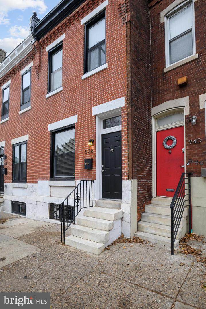 938 College Avenue - Photo 1