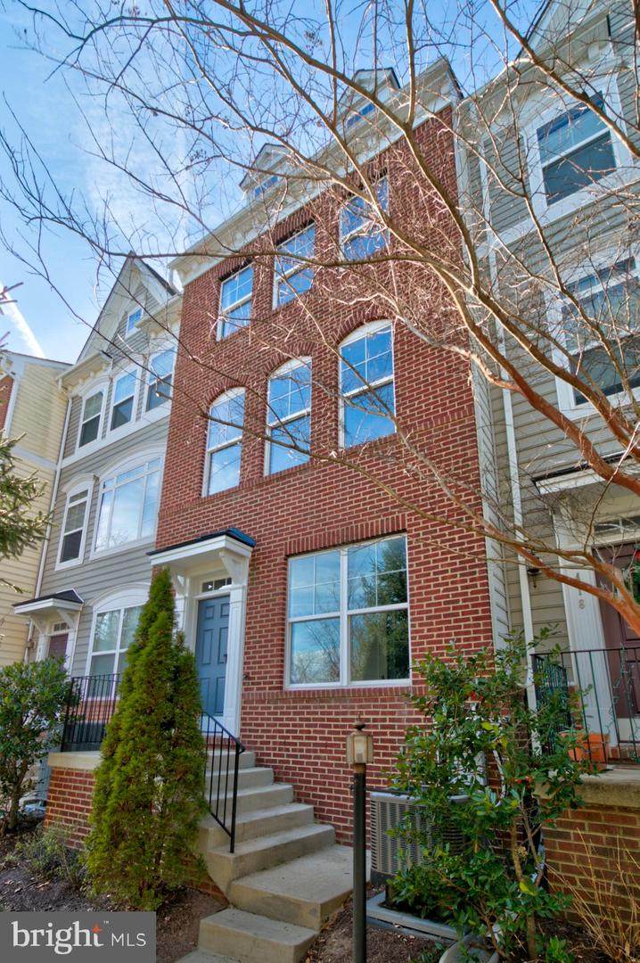 416 Ava Way - Photo 1
