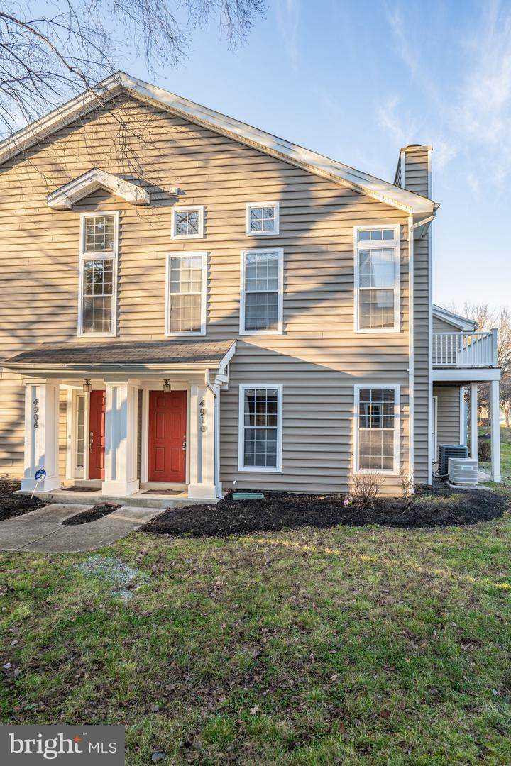 4910 King Patrick Way - Photo 1
