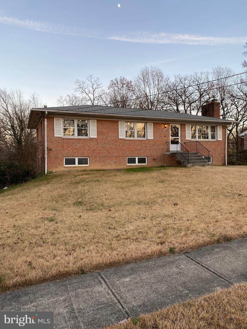 5627 Maxine Court - Photo 1