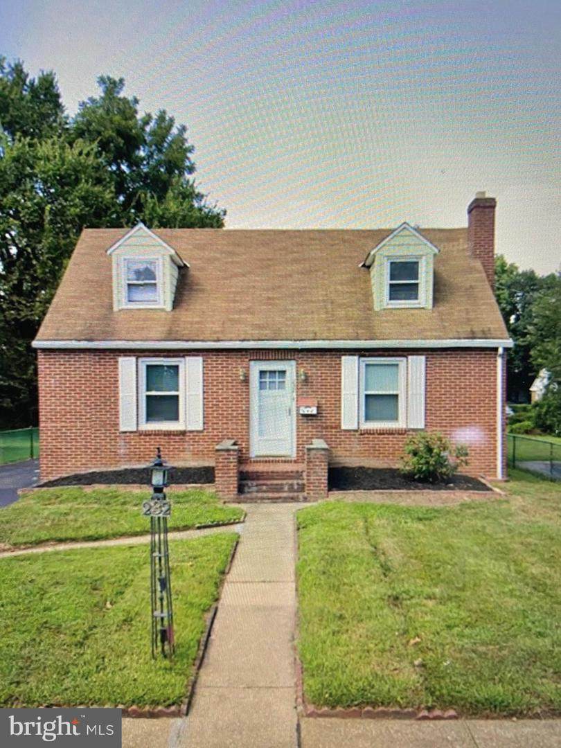 232 Kells Avenue - Photo 1