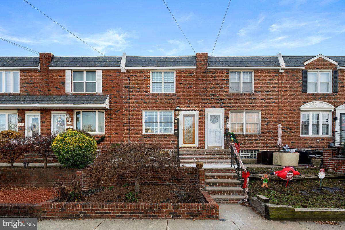 1842 Packer Avenue - Photo 1
