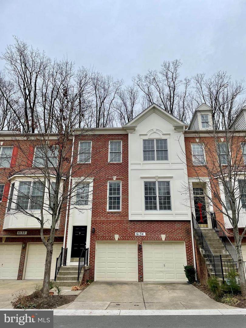 6134 Stonehenge Place - Photo 1
