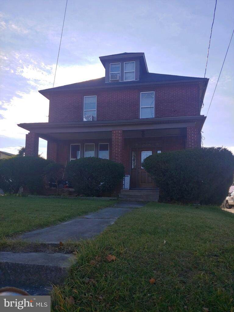 964 Lincoln Way - Photo 1