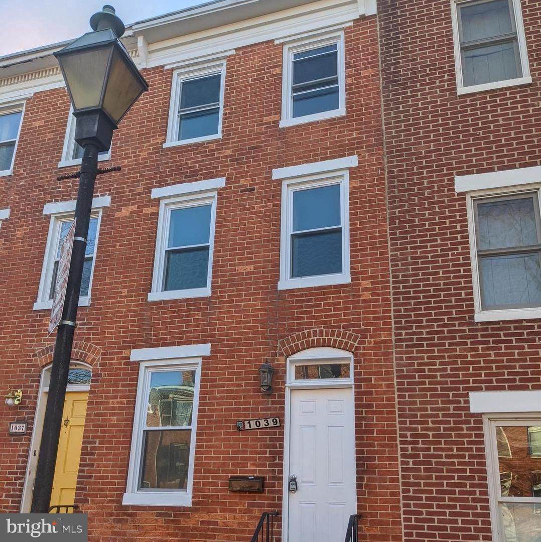 1039 Barre Street - Photo 1