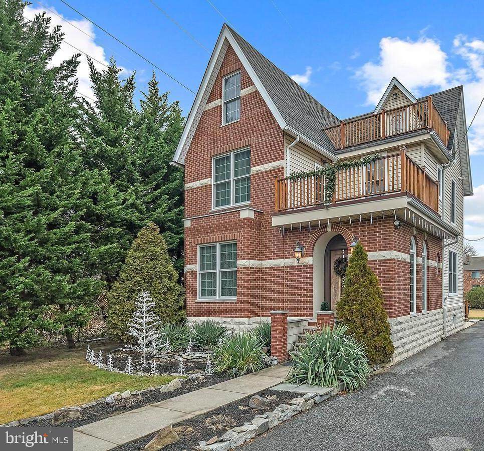 1127 Prospect Avenue - Photo 1