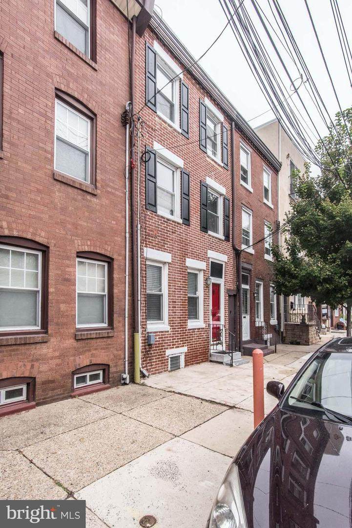 2604 Edgemont Street - Photo 1