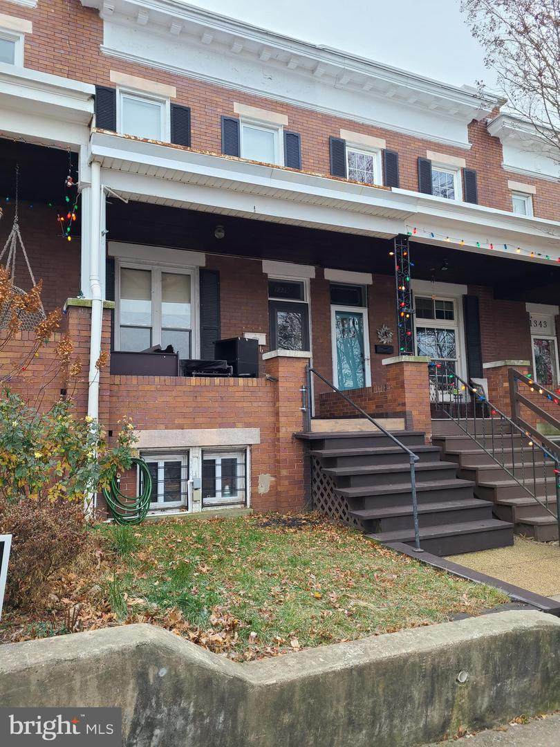 1339 42ND Street - Photo 1
