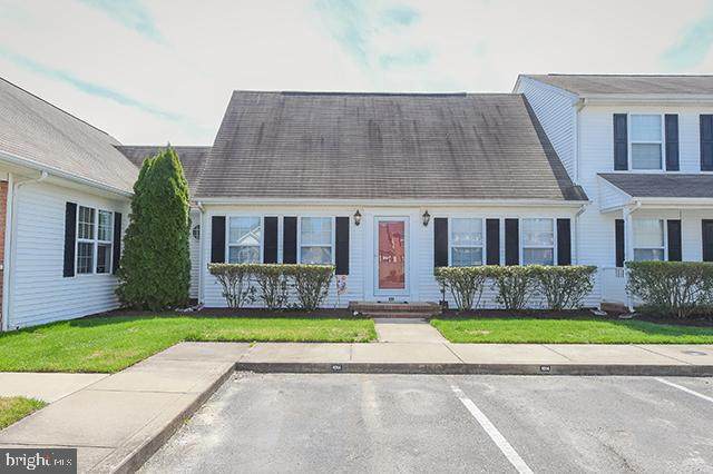 1012 Sandstone Court - Photo 1