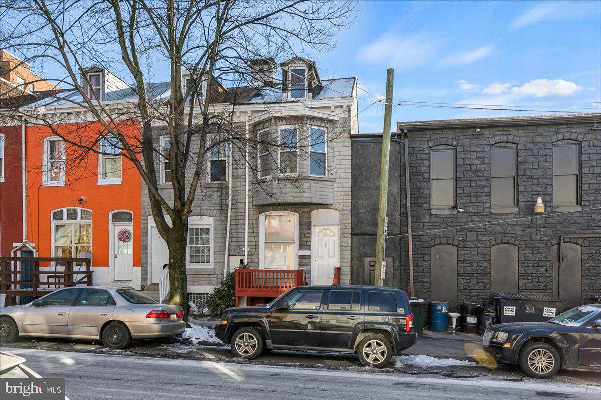 1002 Franklin Street - Photo 1