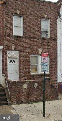 1822 5TH Street - Photo 1