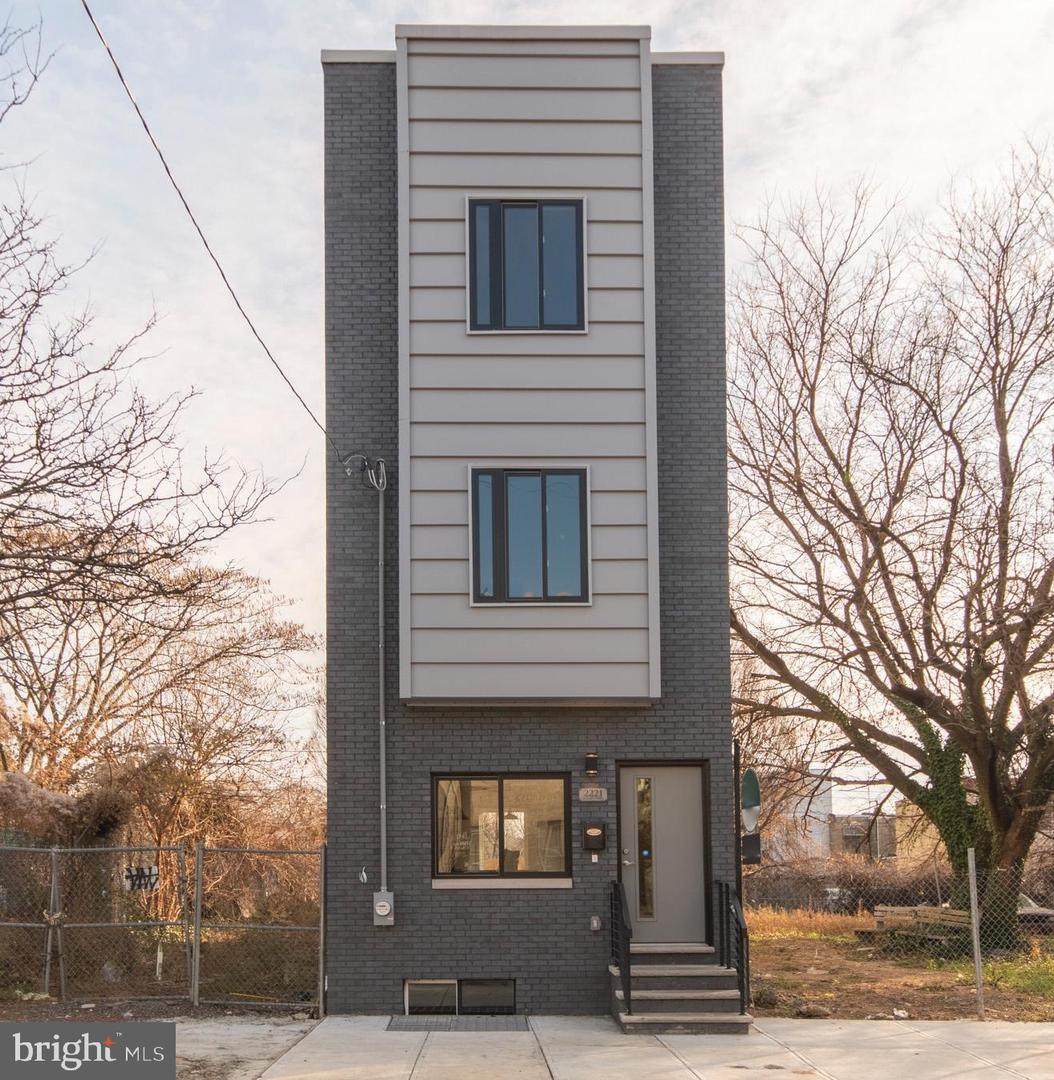 2221 5TH Street - Photo 1