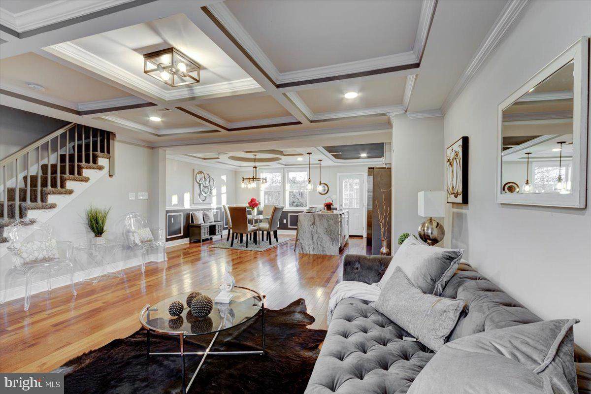 3027 Hanlon Avenue - Photo 1