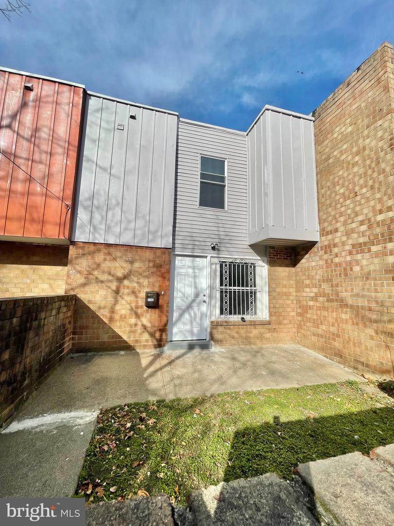 1340 7TH Street - Photo 1