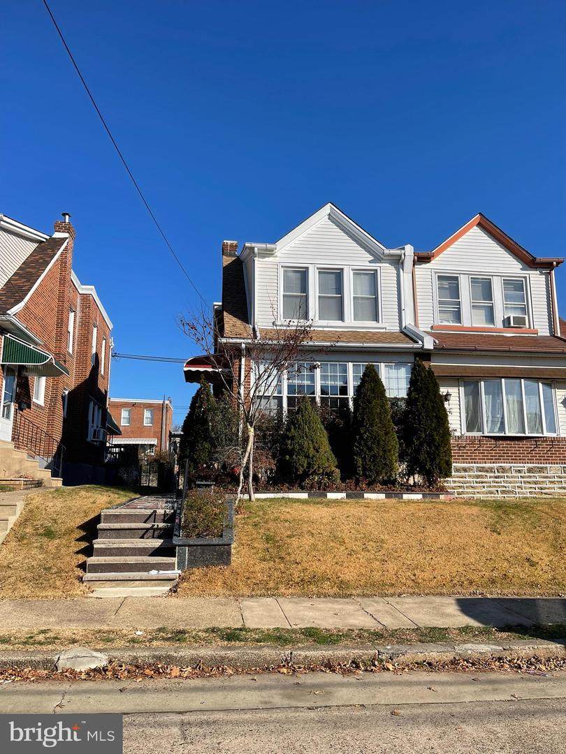1813 Lansing Street - Photo 1