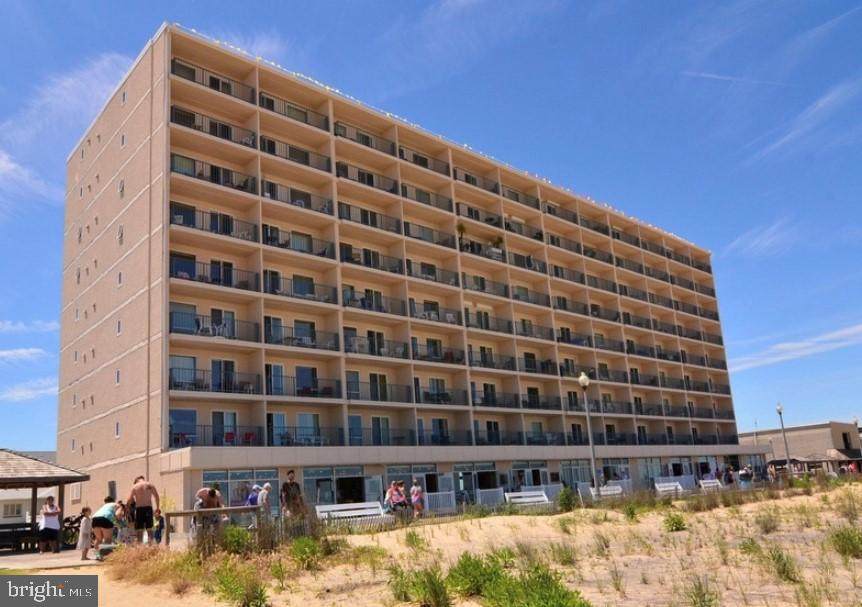 307 Boardwalk - Photo 1