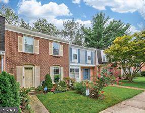 10044 Maple Leaf Drive - Photo 1