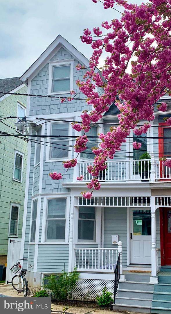 28 Bank Street - Photo 1