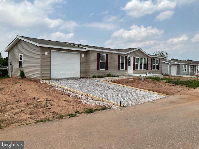 271 Runaway Rd - Photo 1