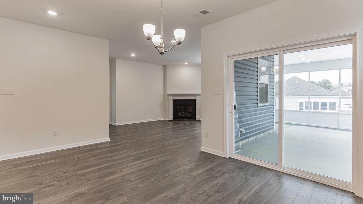 34 Walton Way - Photo 1