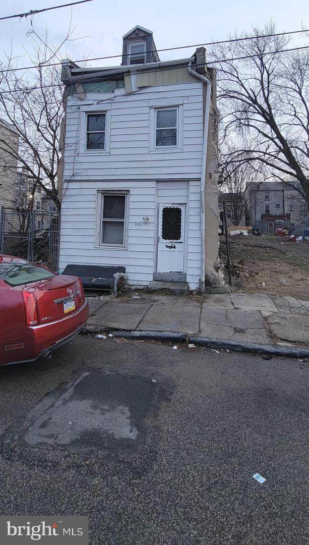 3912 Mount Vernon Street - Photo 1