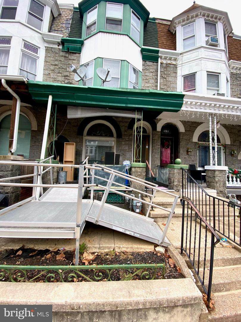 153 Greenwich Street - Photo 1
