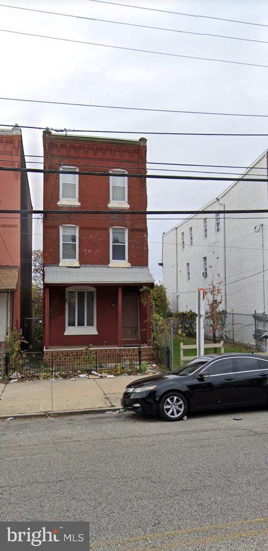 916 Belmont Avenue - Photo 1