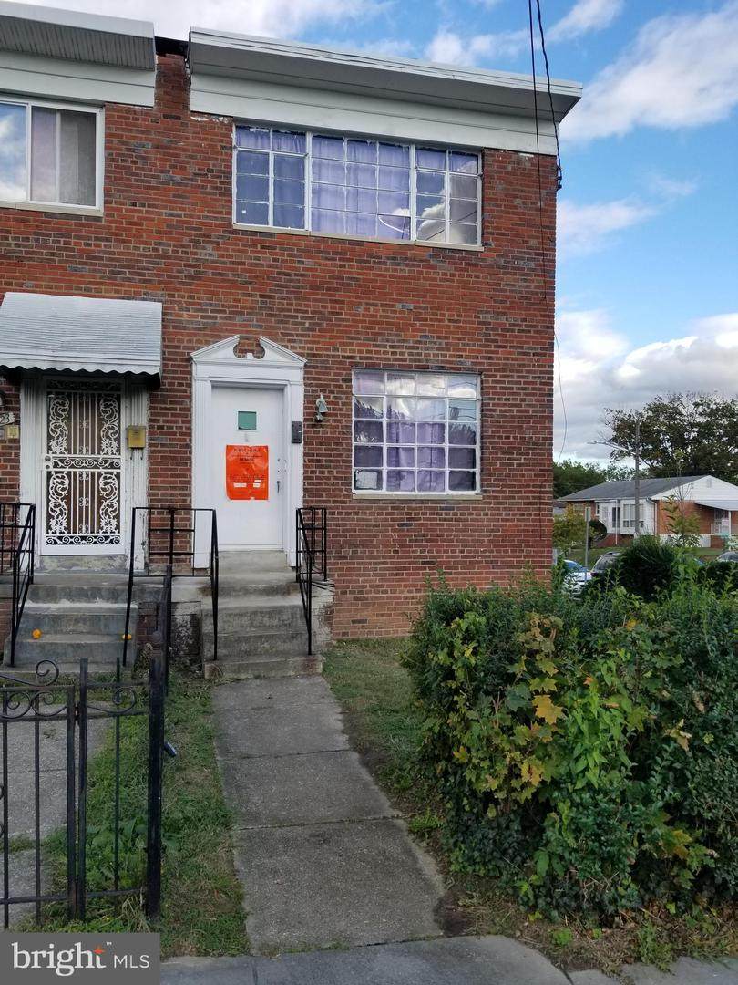 7521 9TH Street - Photo 1