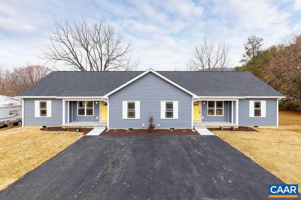 317 Sterling St - Photo 1